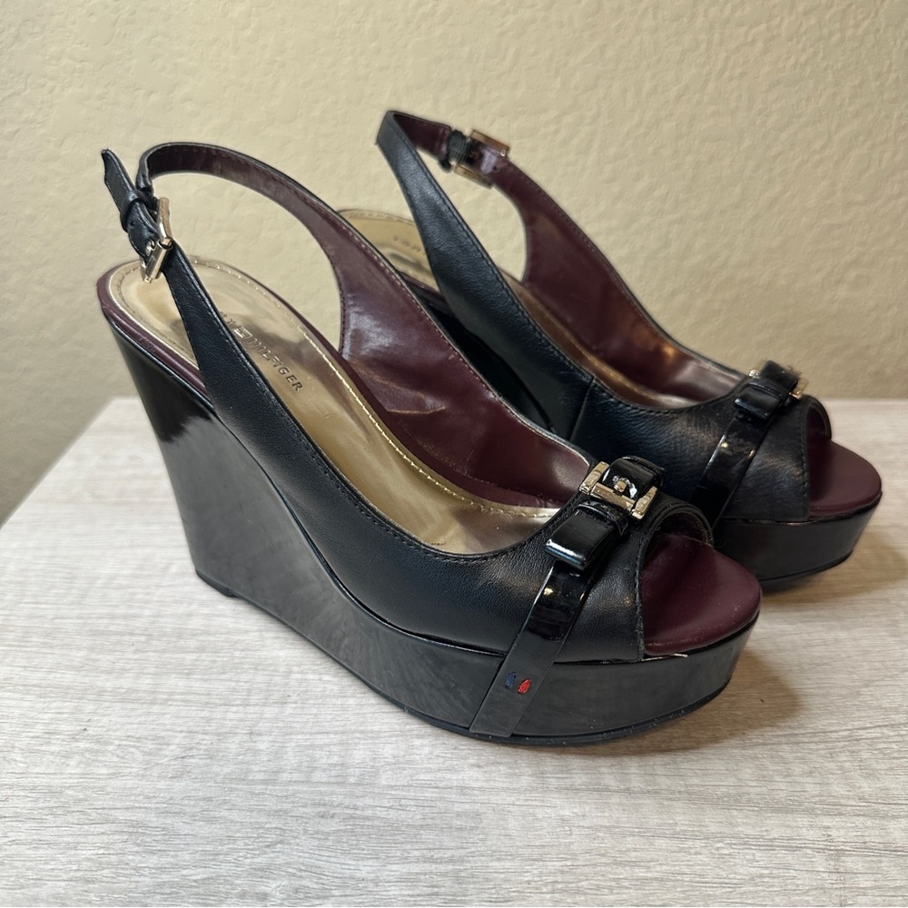 Tommy Hilfiger Black Platform Wedges in Size 6 EUC - Picture 2 of 10